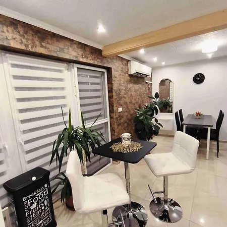 Baky House 아파트 *